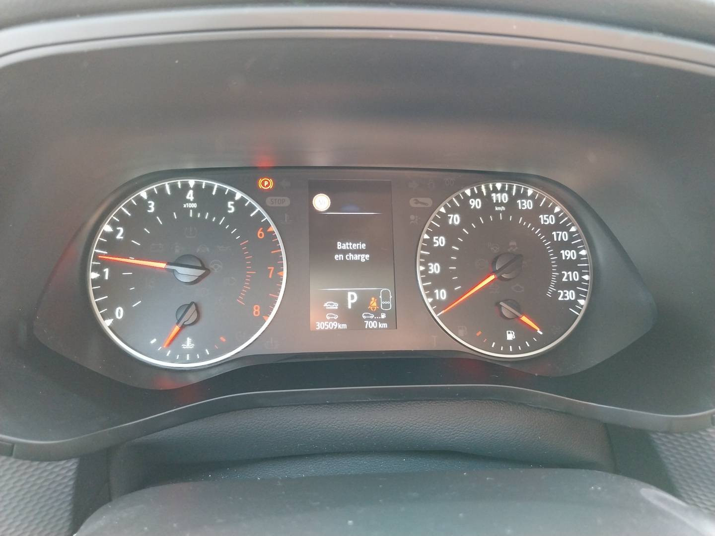 Vente en ligne Renault Arkana  mild hybrid 140 EDC FAP - 22 au prix de 19 840 €