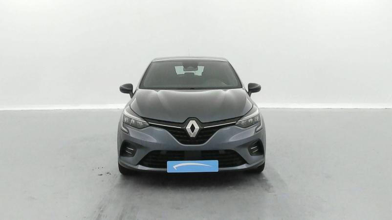 Vente en ligne Renault Clio 5 Clio E-Tech 140 au prix de 17 990 €