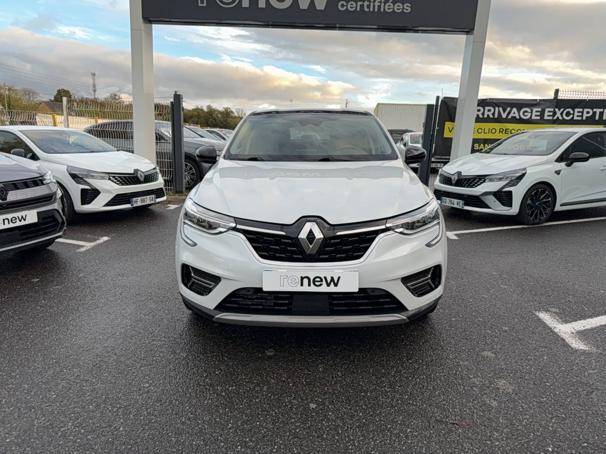 Vente en ligne Renault Arkana  mild hybrid 140 EDC FAP - 22 au prix de 18 490 €