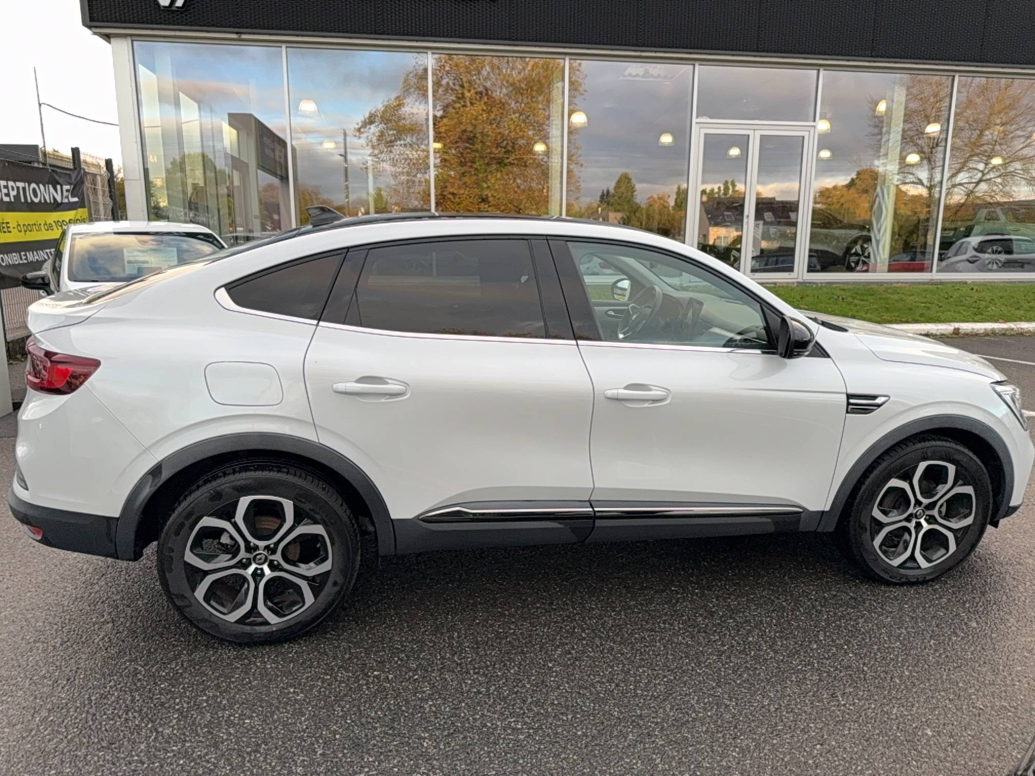 Vente en ligne Renault Arkana  mild hybrid 140 EDC FAP - 22 au prix de 18 490 €