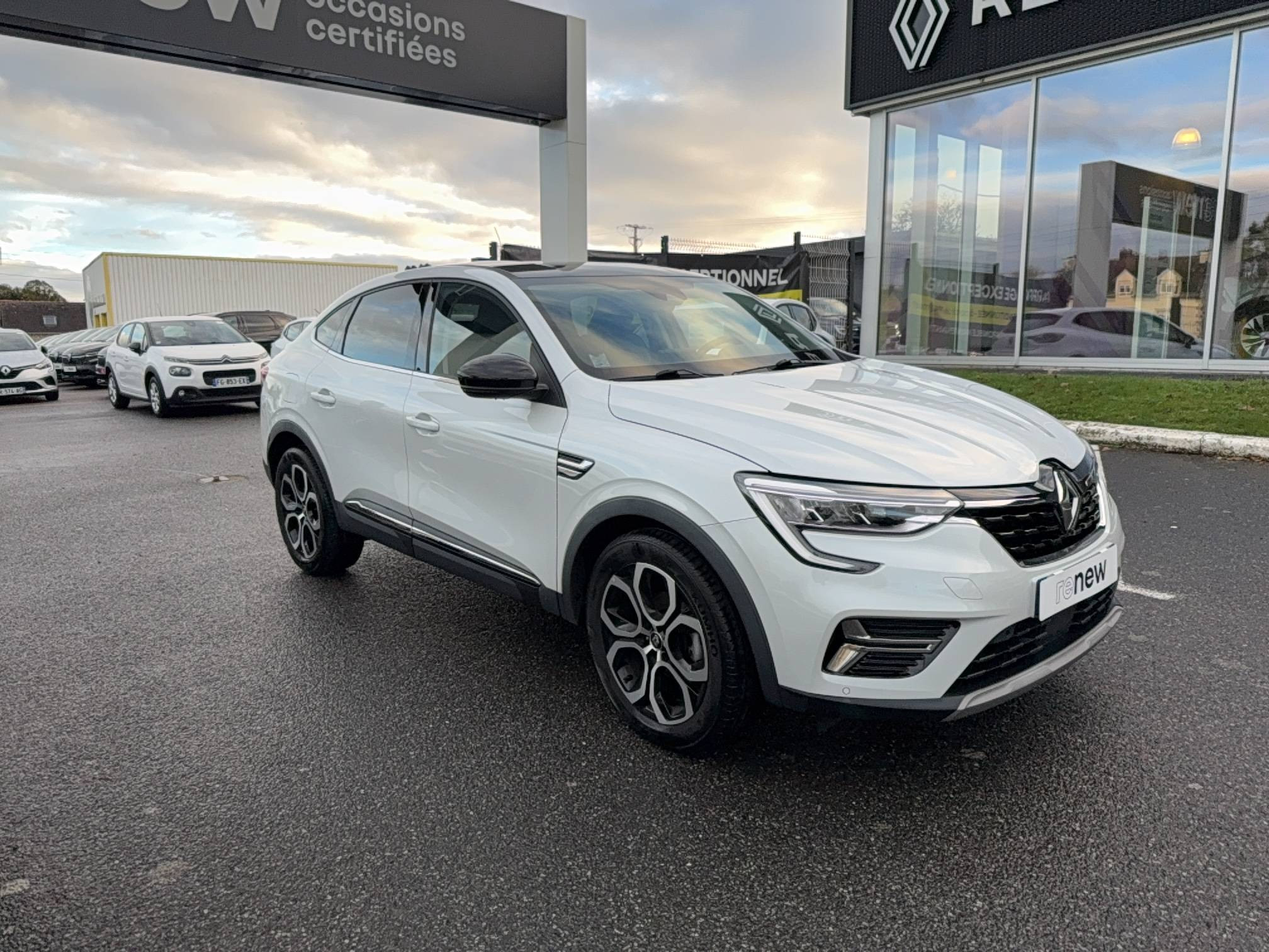 Vente en ligne Renault Arkana  mild hybrid 140 EDC FAP - 22 au prix de 18 490 €