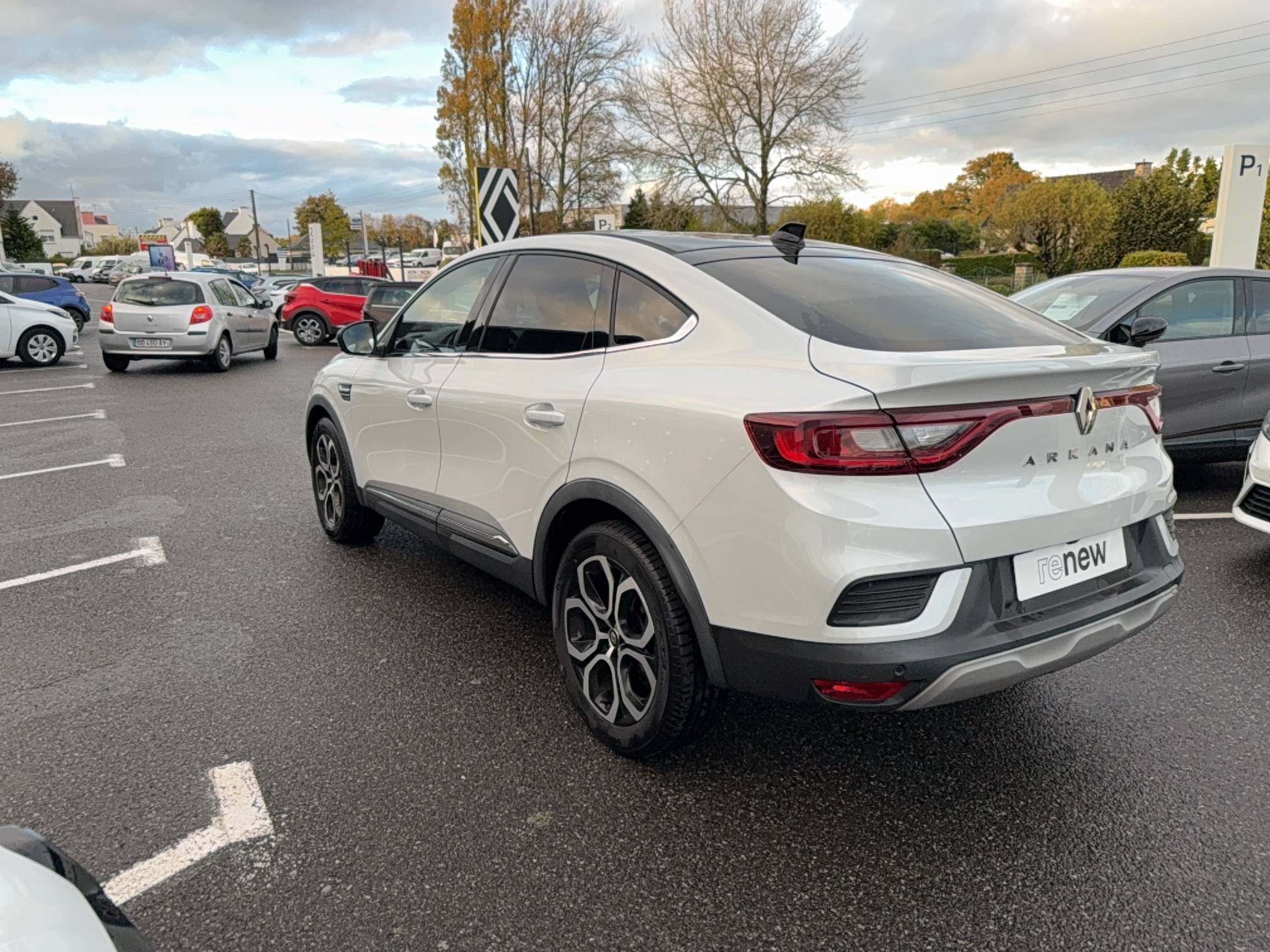 Vente en ligne Renault Arkana  mild hybrid 140 EDC FAP - 22 au prix de 18 490 €