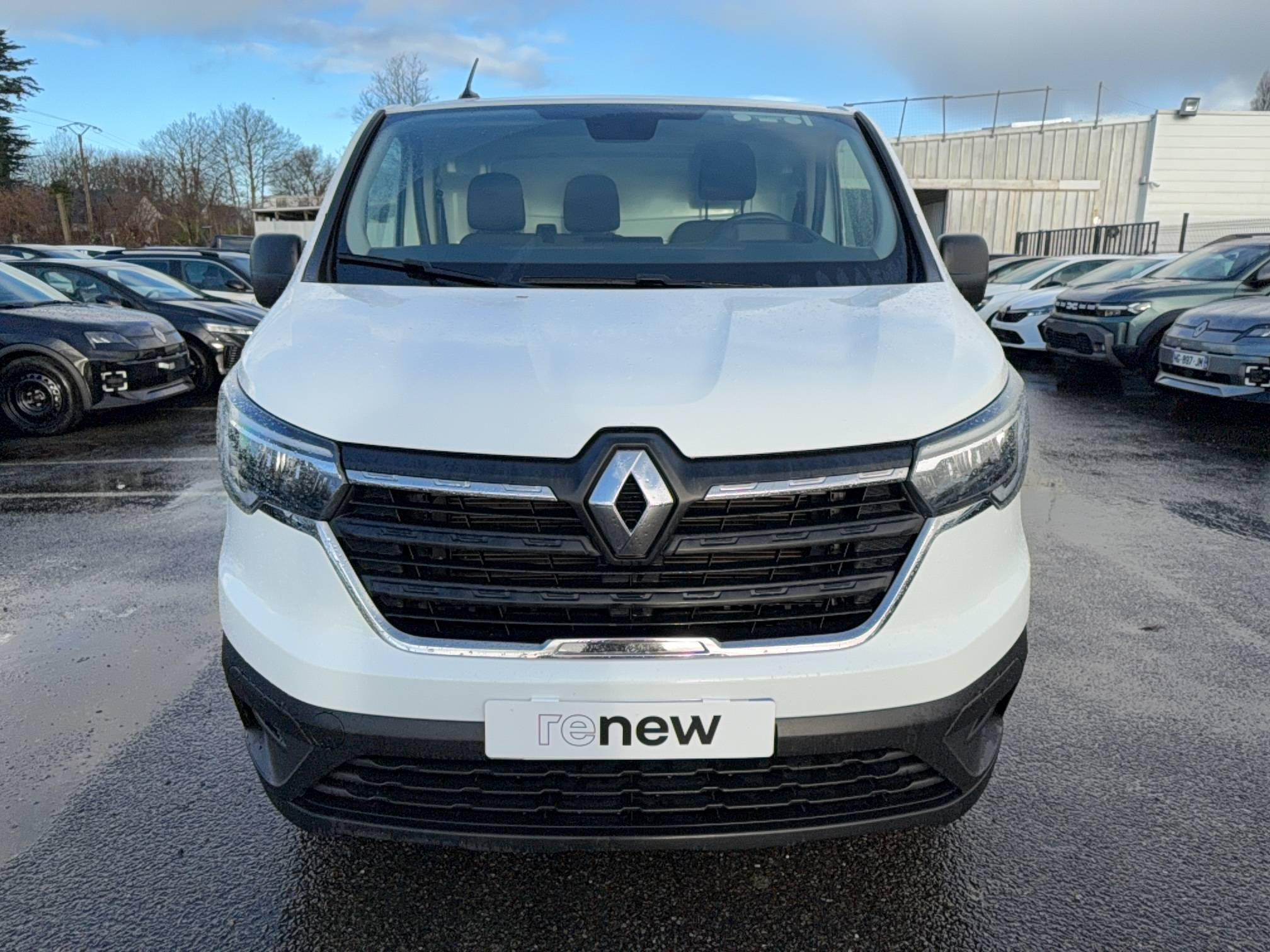 Vente en ligne Renault Trafic 3 Fourgon TRAFIC FGN L1H1 3000 KG BLUE DCI 130 au prix de 25 790 €