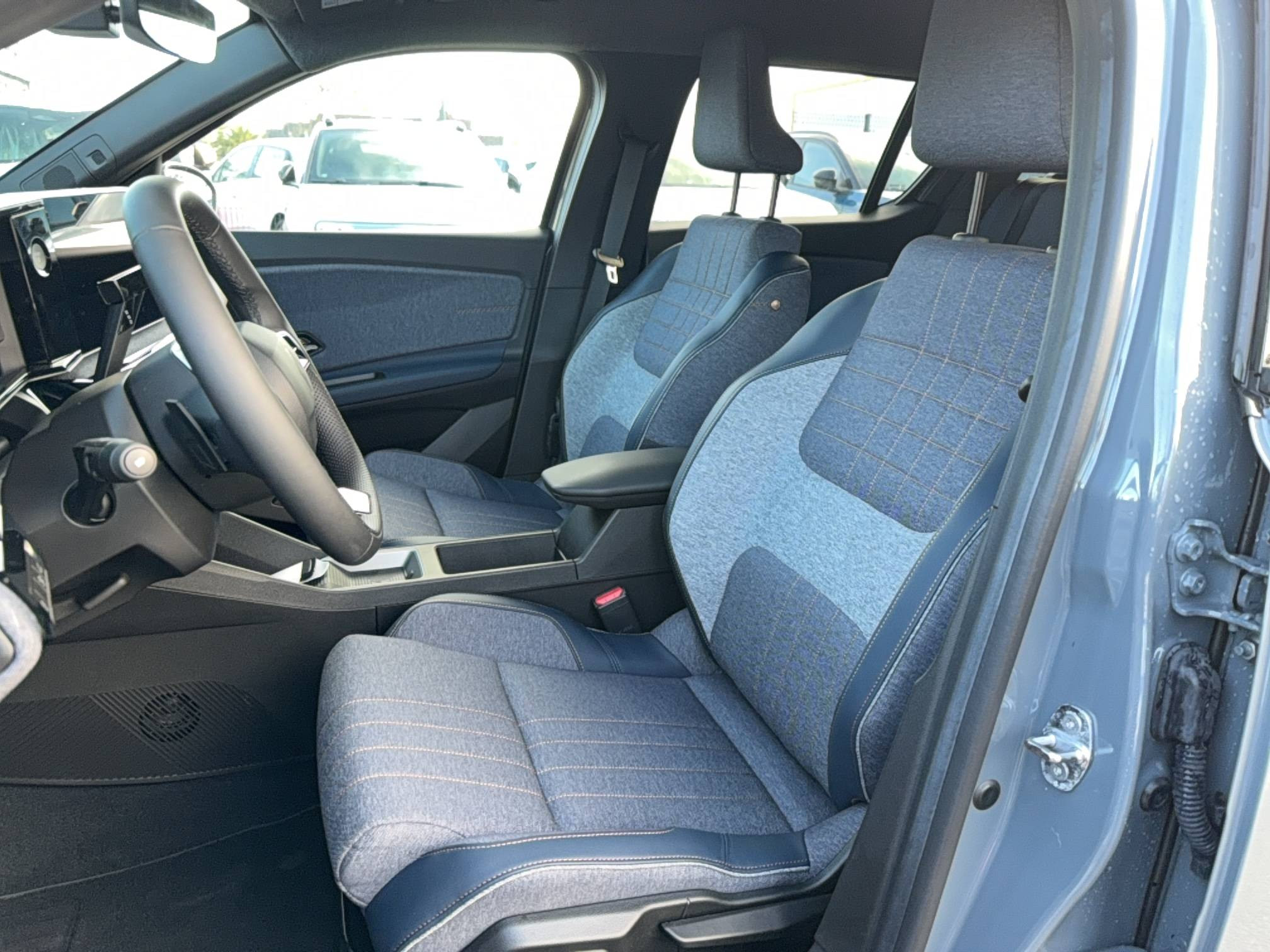 Vente en ligne Renault R4 E-Tech  150 ch autonomie confort au prix de 37 390 €