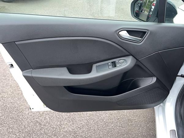 Vente en ligne Renault Clio 5 Clio TCe 90 au prix de 15 970 €