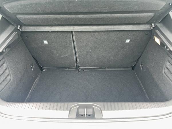 Vente en ligne Renault Clio 5 Clio TCe 90 au prix de 15 970 €