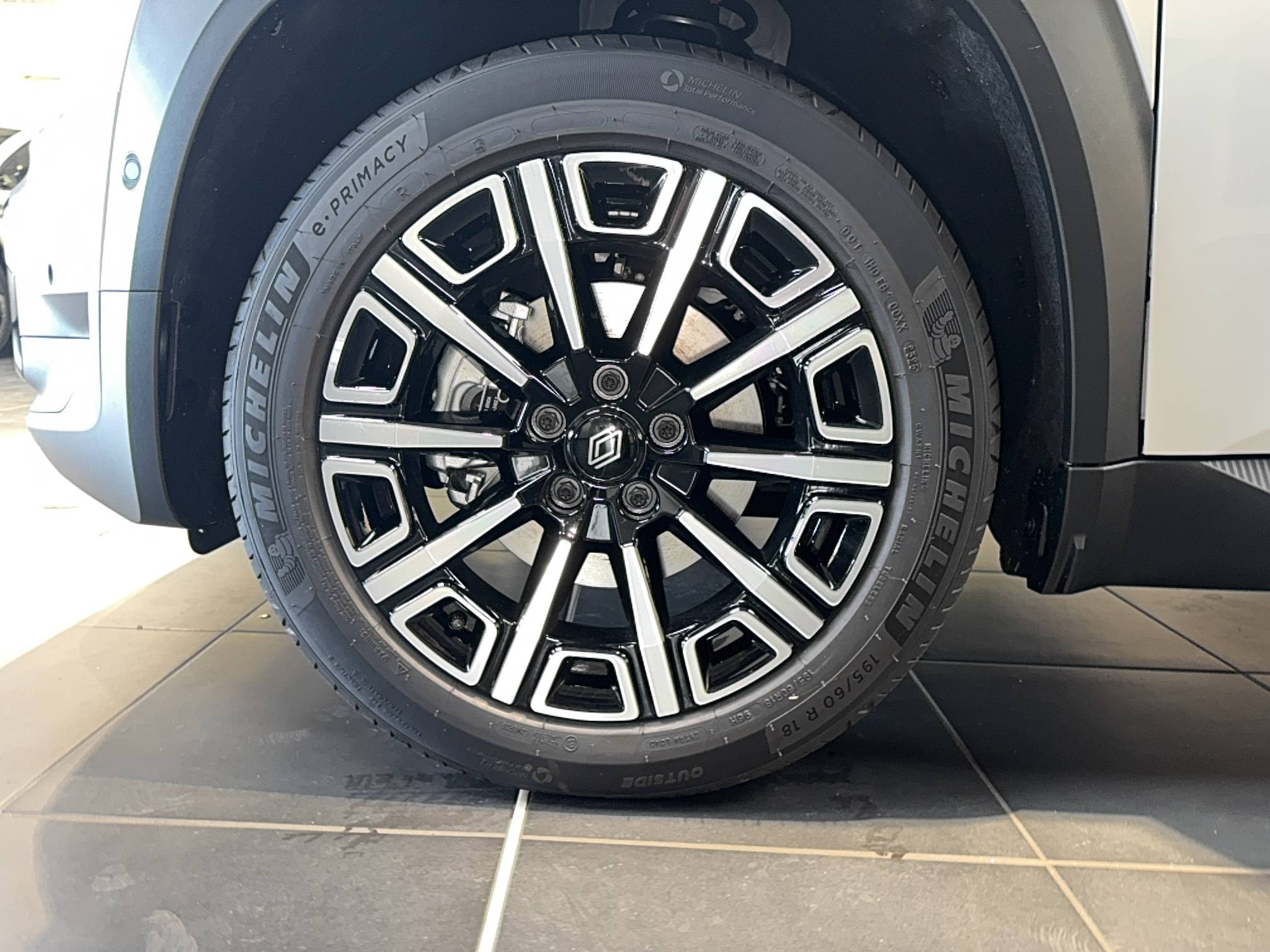 Vente en ligne Renault R4 E-Tech  150 ch autonomie confort au prix de 32 490 €