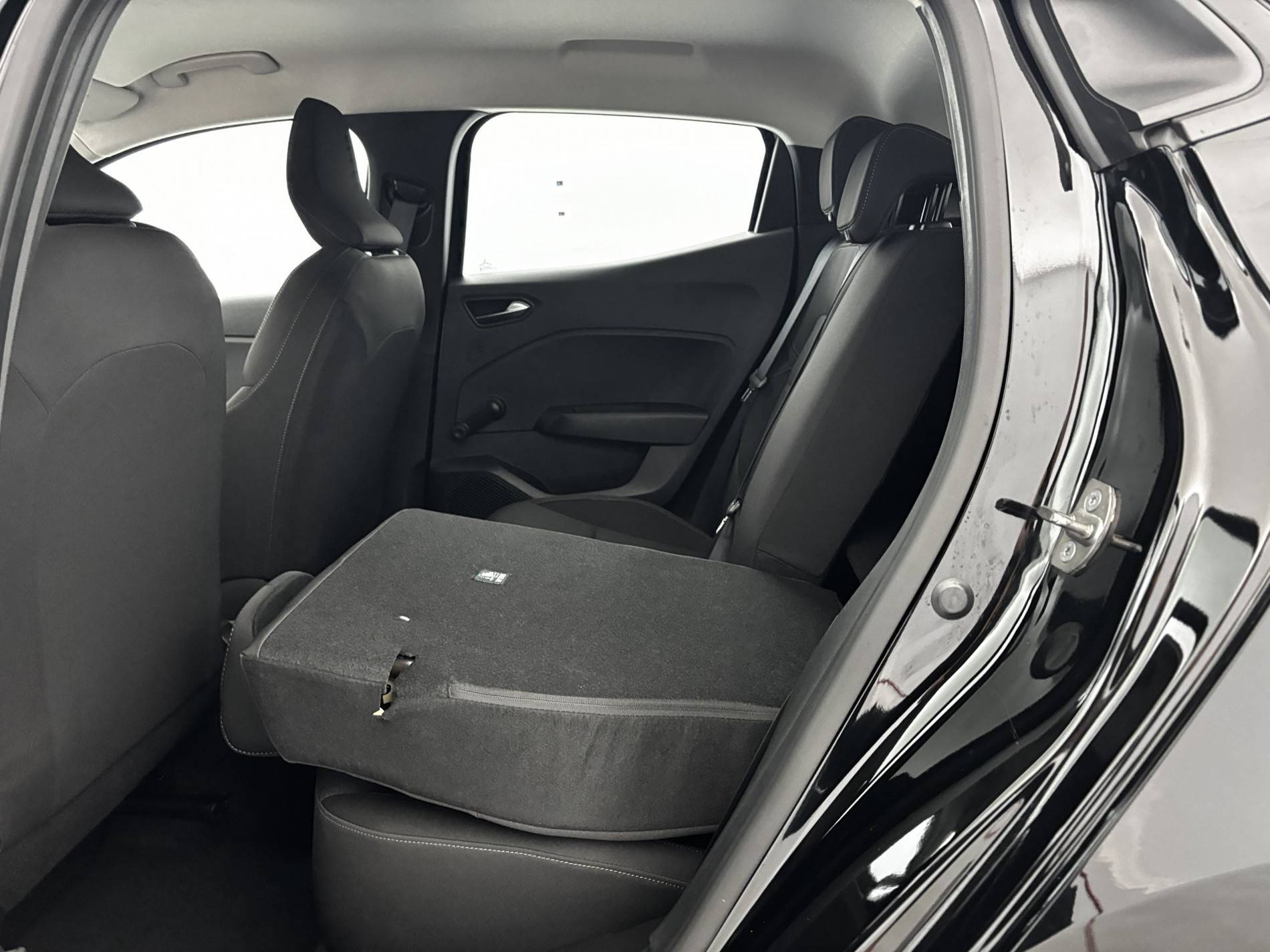 Vente en ligne Renault Clio 5 Clio TCe 90 au prix de 13 990 €