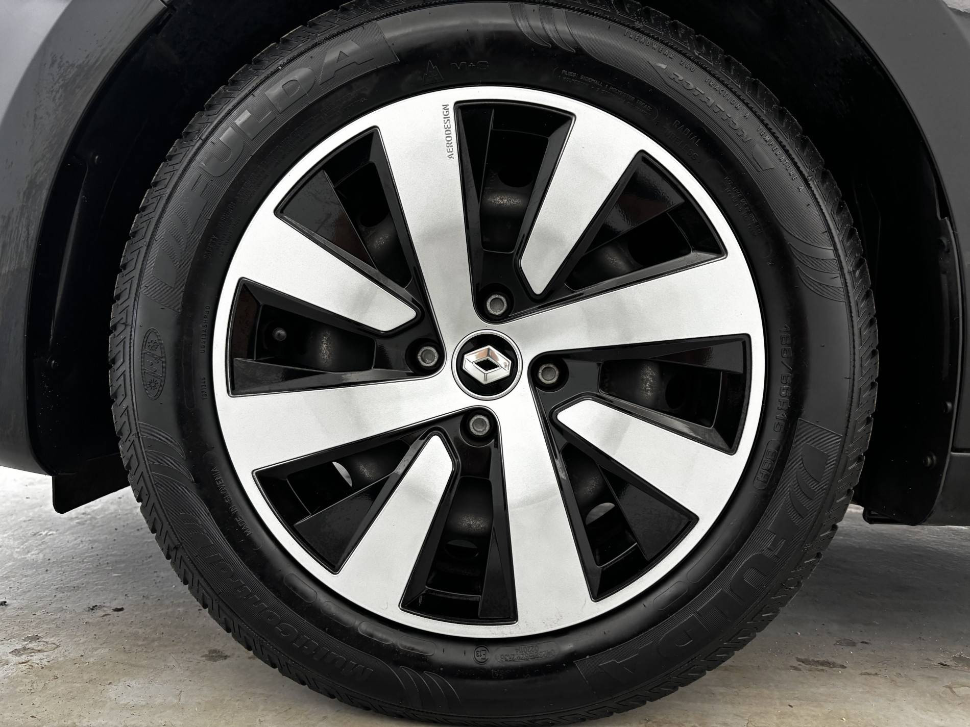 Vente en ligne Renault Clio 5 Clio TCe 90 au prix de 13 990 €