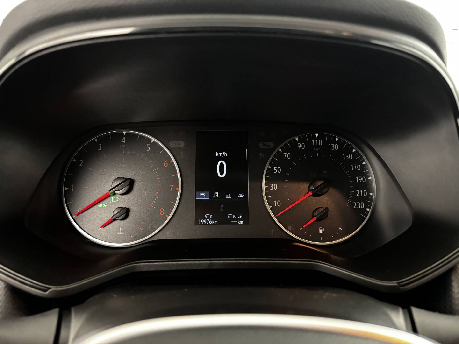 Vente en ligne Renault Clio 5 Clio TCe 90 au prix de 13 990 €