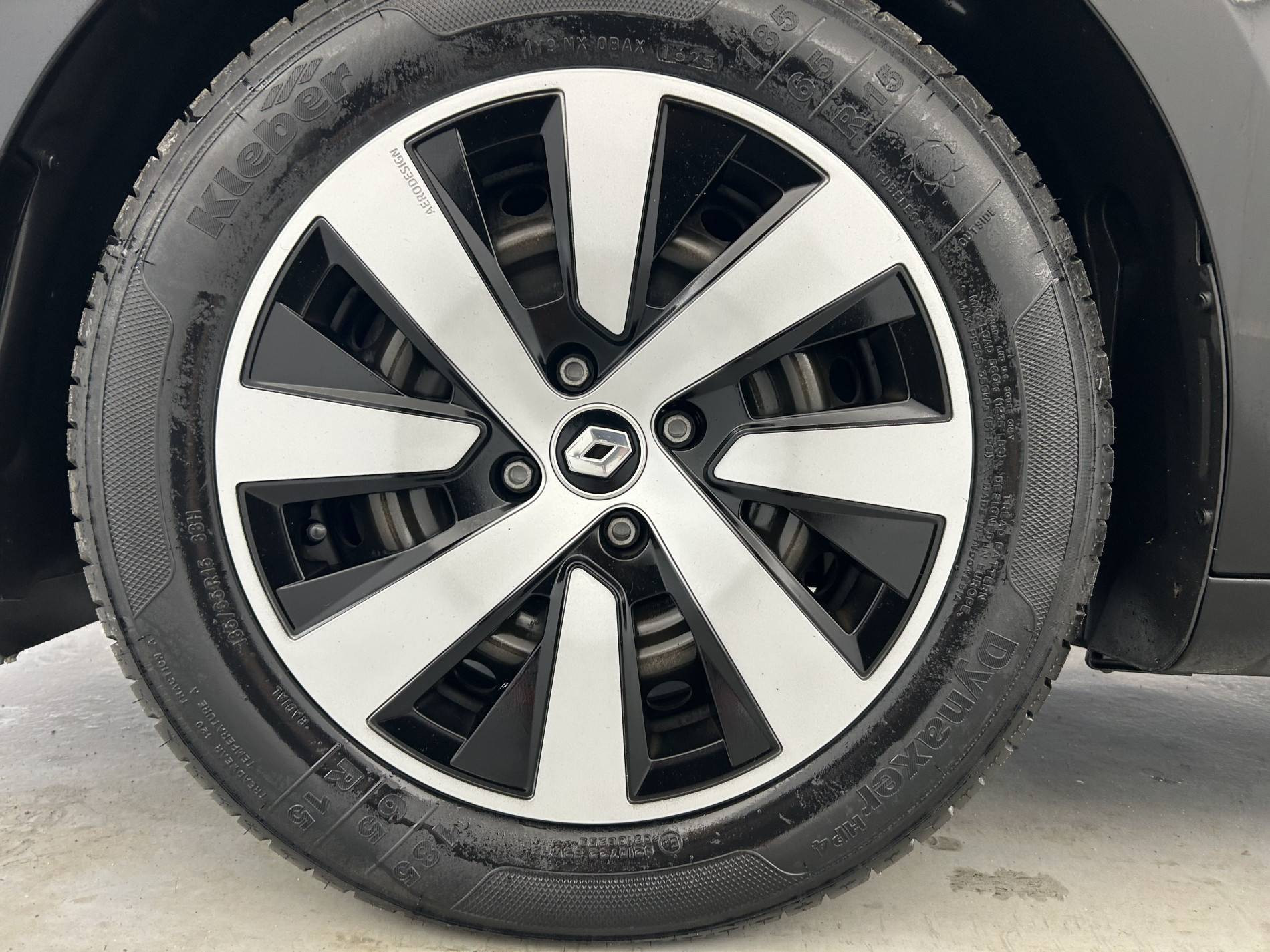 Vente en ligne Renault Clio 5 Clio TCe 90 au prix de 13 990 €