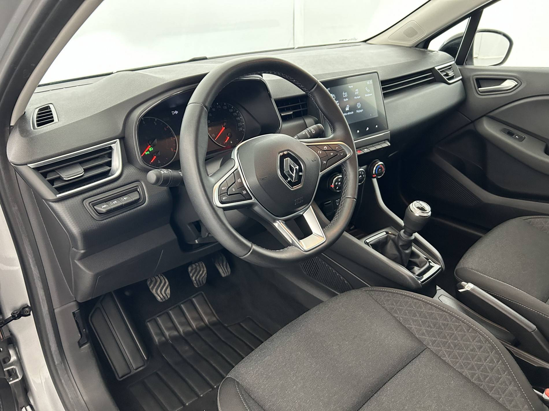 Vente en ligne Renault Clio 5 Clio TCe 90 au prix de 13 990 €