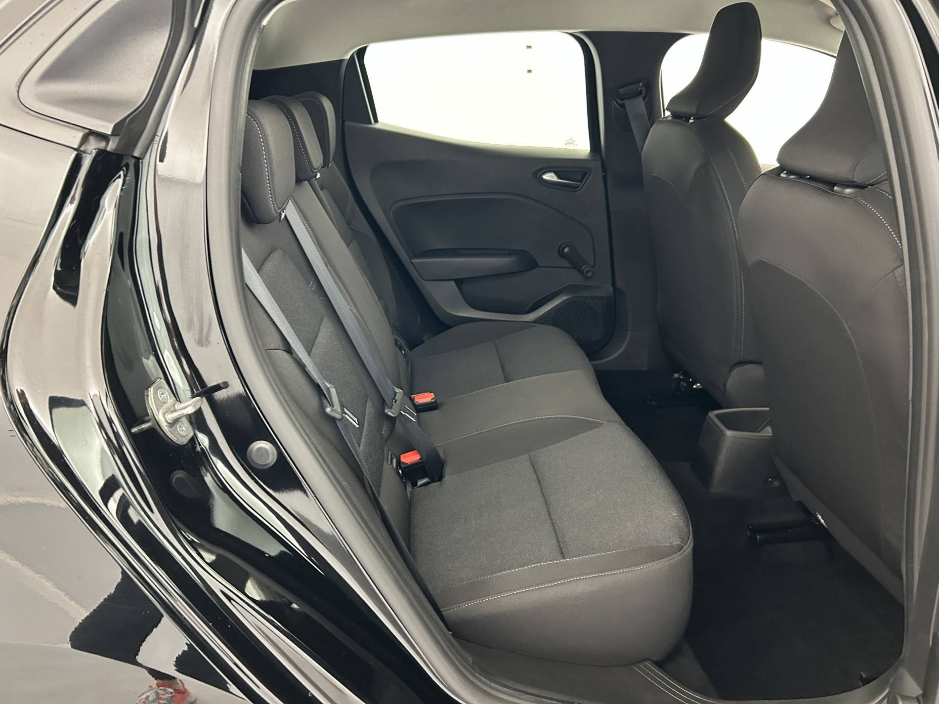 Vente en ligne Renault Clio 5 Clio TCe 90 au prix de 13 990 €