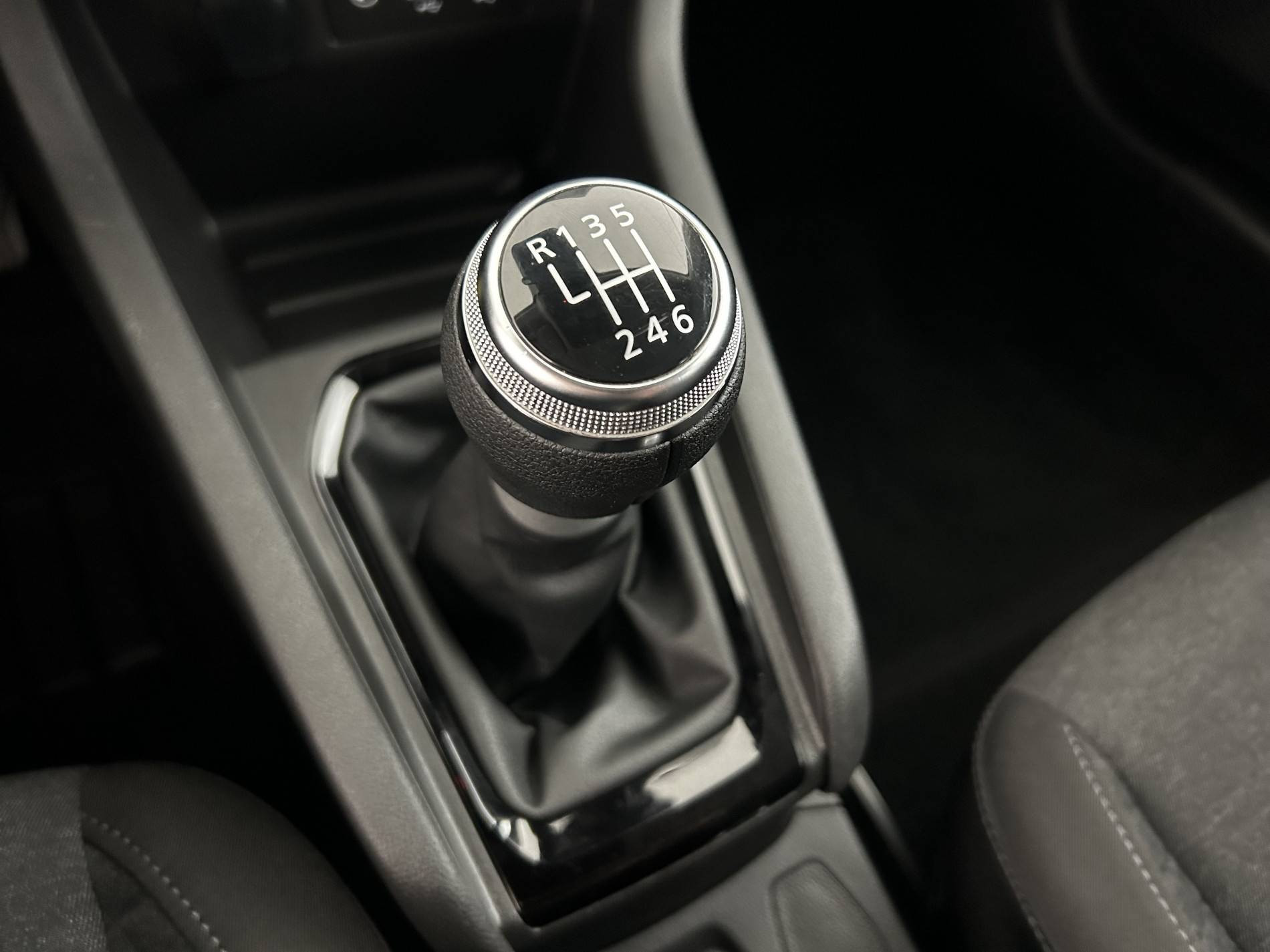 Vente en ligne Renault Clio 5 Clio TCe 90 au prix de 13 990 €