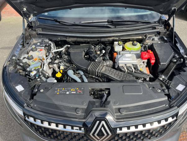 Vente en ligne Renault Austral  E-Tech hybrid 200 au prix de 27 250 €