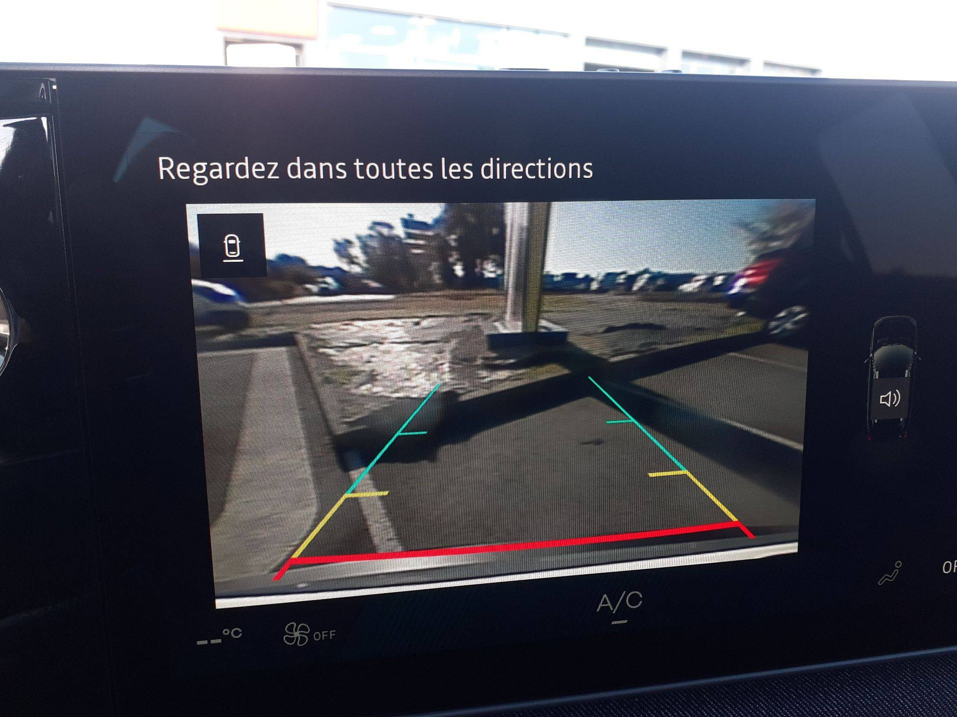 Vente en ligne Renault R4 E-Tech  150 ch autonomie confort au prix de 30 990 €