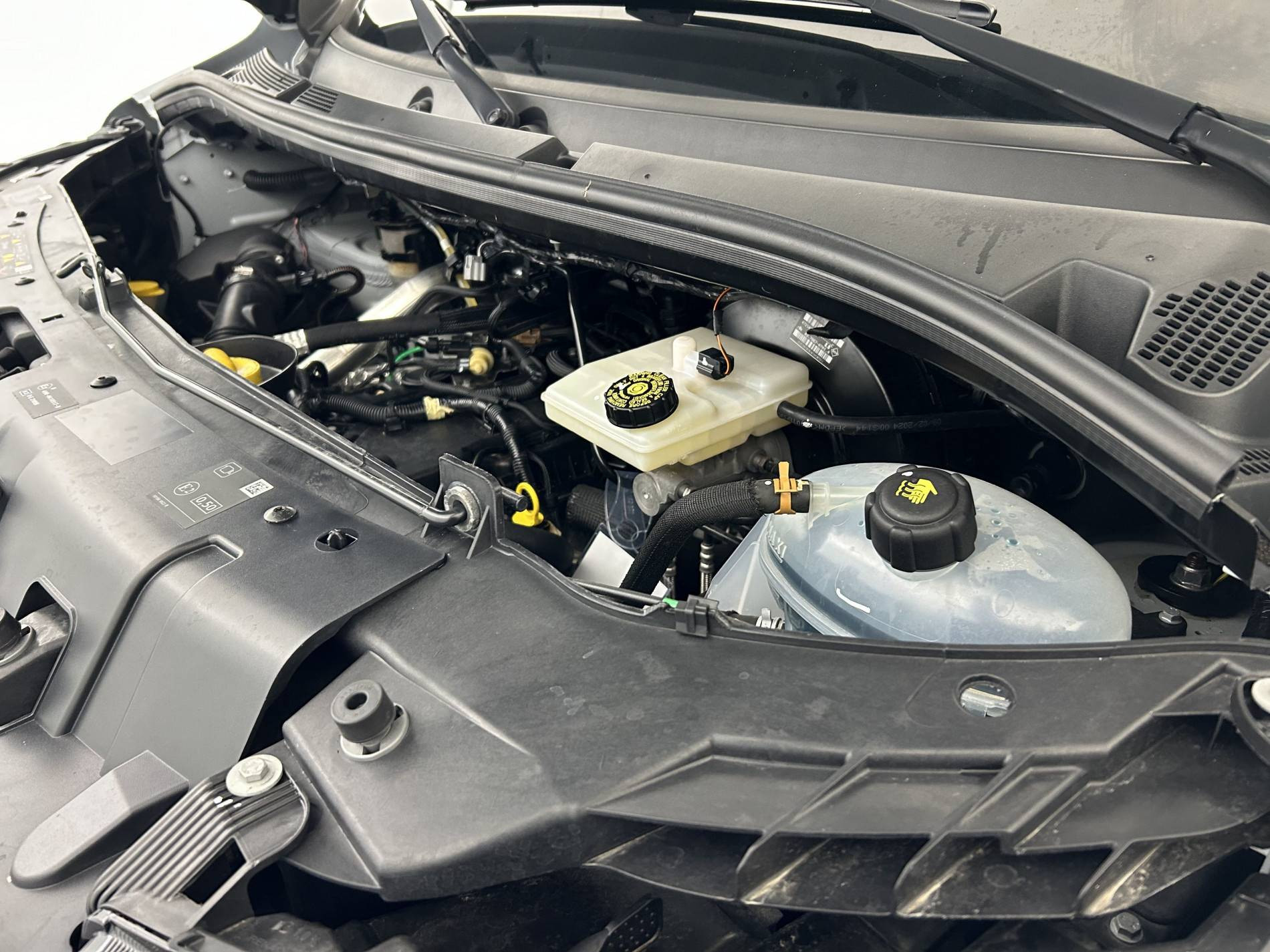 Vente en ligne Renault Master 3 Châssis Cabine MASTER BENNE CC PROP RJ3500 L2 PAFC BLUE DCI 130 EURO VI au prix de 34 990 €