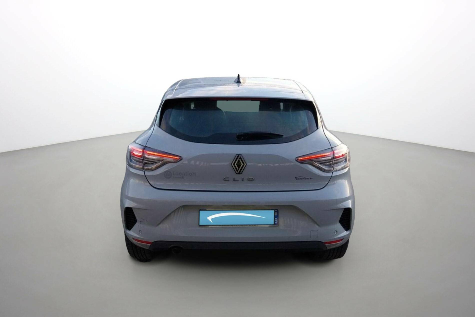 Vente en ligne Renault Clio 5 Clio TCe 90 au prix de 16 490 €