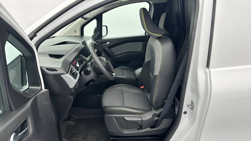 Vente en ligne Renault Kangoo Van  BLUE DCI 115 EDC au prix de 22 470 €