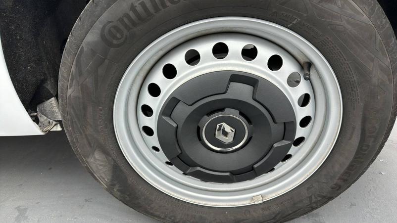 Vente en ligne Renault Kangoo Van  BLUE DCI 115 EDC au prix de 22 470 €