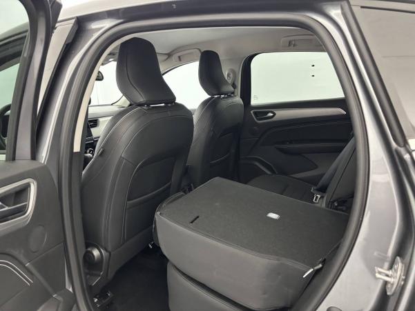 Vente en ligne Renault Arkana  mild hybrid 160 EDC FAP  - 22 au prix de 24 870 €