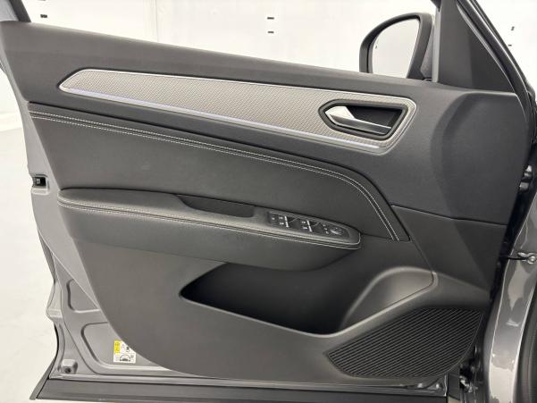 Vente en ligne Renault Arkana  mild hybrid 160 EDC FAP  - 22 au prix de 24 870 €