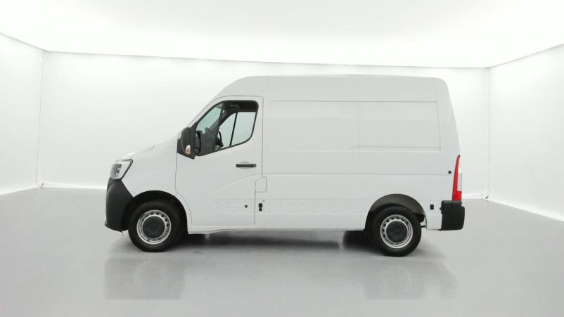 Vente en ligne Renault Master 3 Fourgon MASTER FGN TRAC F3300 L1H2 DCI 135 au prix de 22 550 €