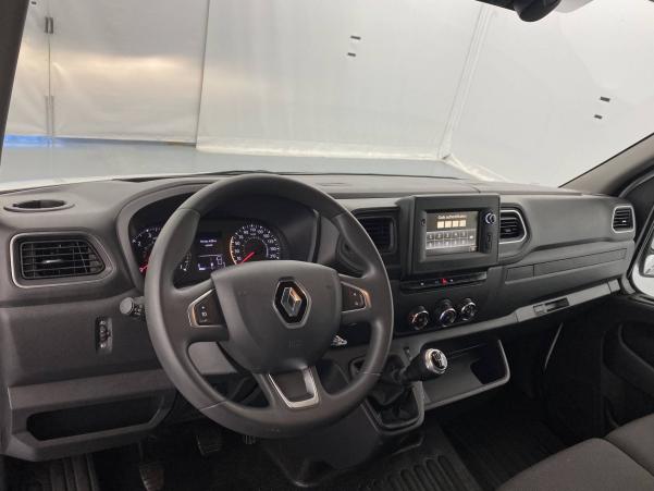 Vente en ligne Renault Master 3 Fourgon MASTER FGN TRAC F3300 L1H2 DCI 135 au prix de 22 550 €