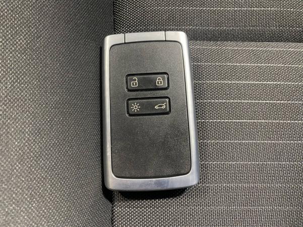 Vente en ligne Renault Arkana  mild hybrid 140 EDC FAP - 22 au prix de 20 270 €