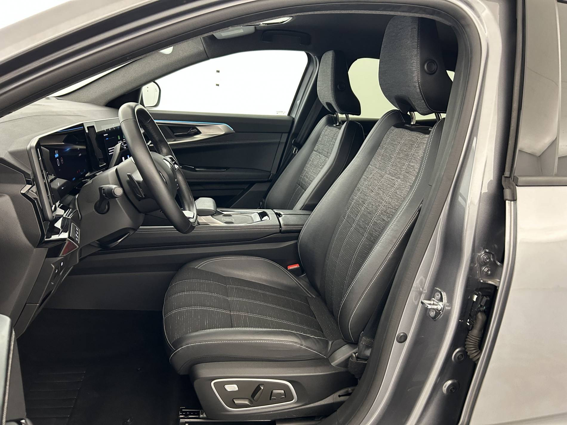 Vente en ligne Renault Austral  E-Tech hybrid 200 au prix de 21 990 €