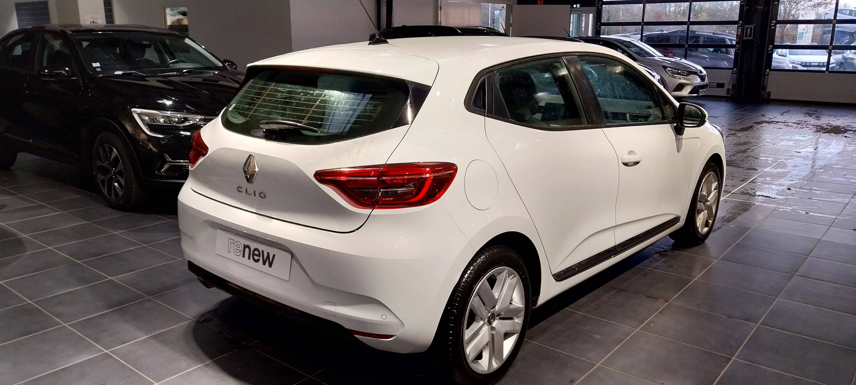 Vente en ligne Renault Clio 5 Clio TCe 90 - 21N au prix de 14 990 €