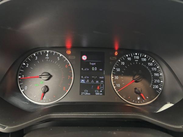 Vente en ligne Renault Clio 5 Clio TCe 90 - 21N au prix de 15 670 €