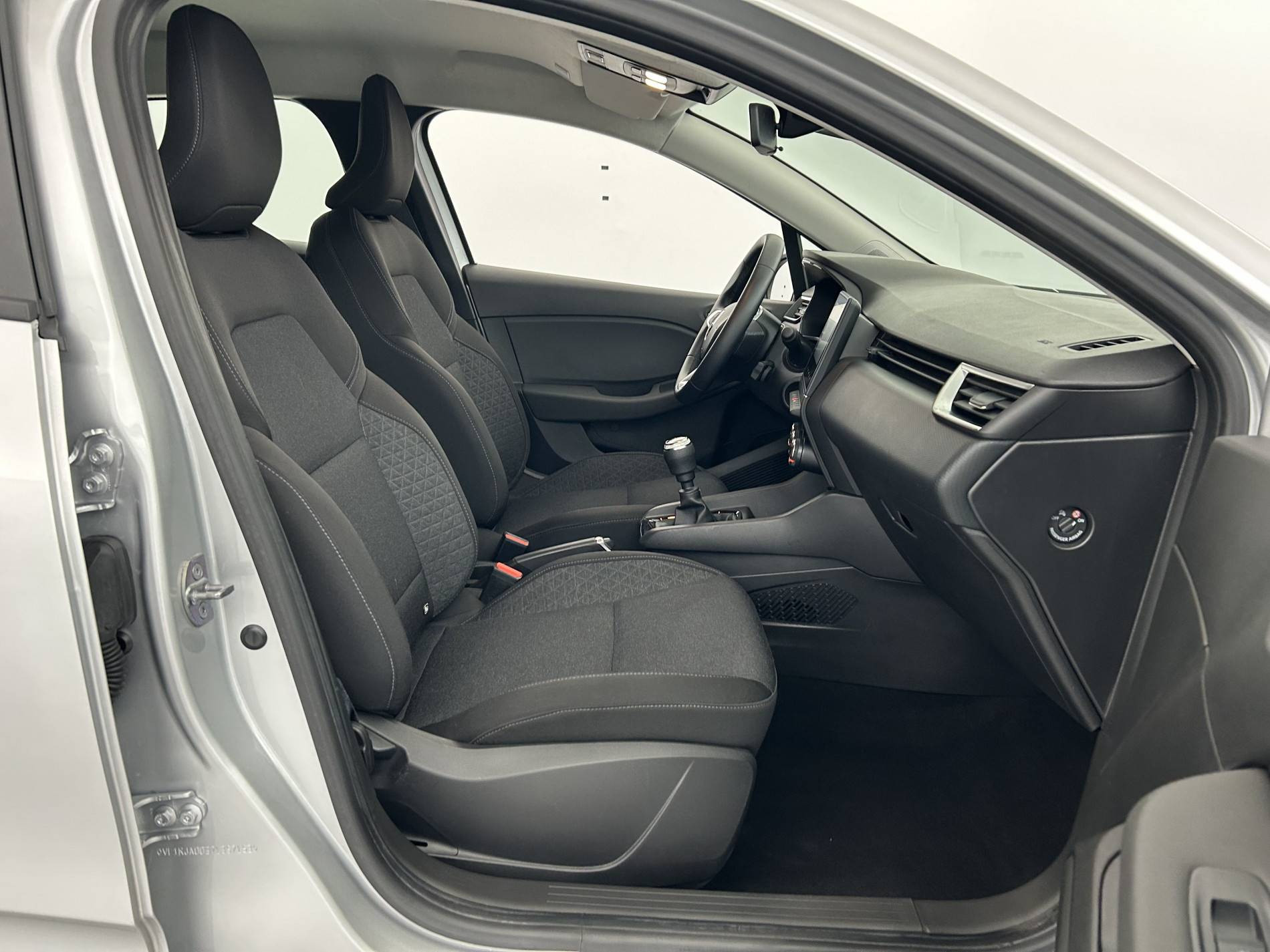 Vente en ligne Renault Clio 5 Clio TCe 90 au prix de 13 990 €