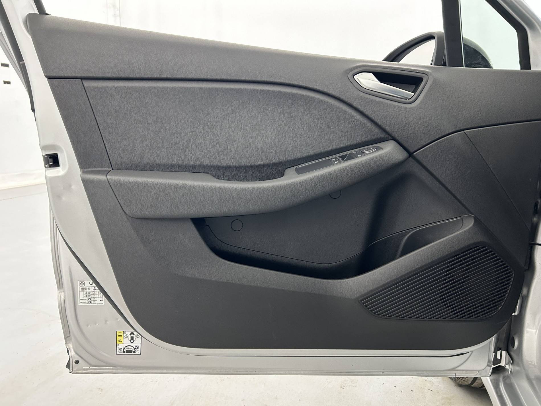 Vente en ligne Renault Clio 5 Clio TCe 90 au prix de 13 990 €