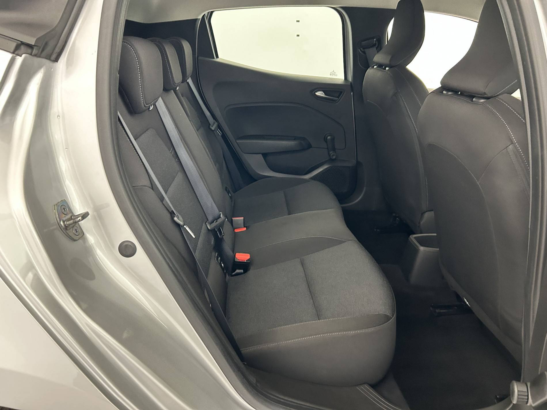 Vente en ligne Renault Clio 5 Clio TCe 90 au prix de 13 990 €