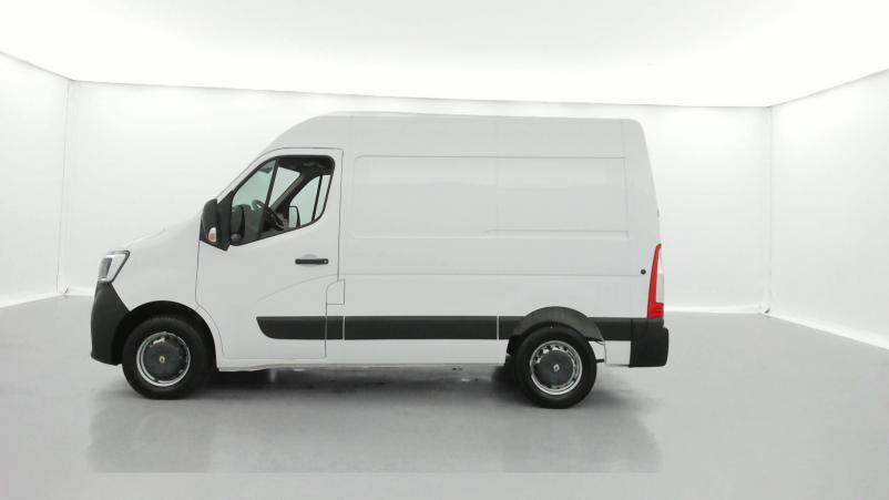 Vente en ligne Renault Master 3 Fourgon MASTER FGN TRAC F3300 L1H2 DCI 135 au prix de 22 490 €