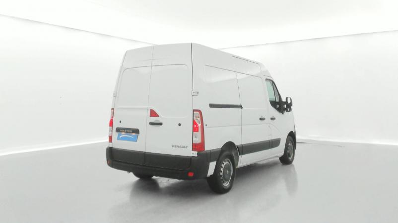 Vente en ligne Renault Master 3 Fourgon MASTER FGN TRAC F3300 L1H2 DCI 135 au prix de 22 490 €