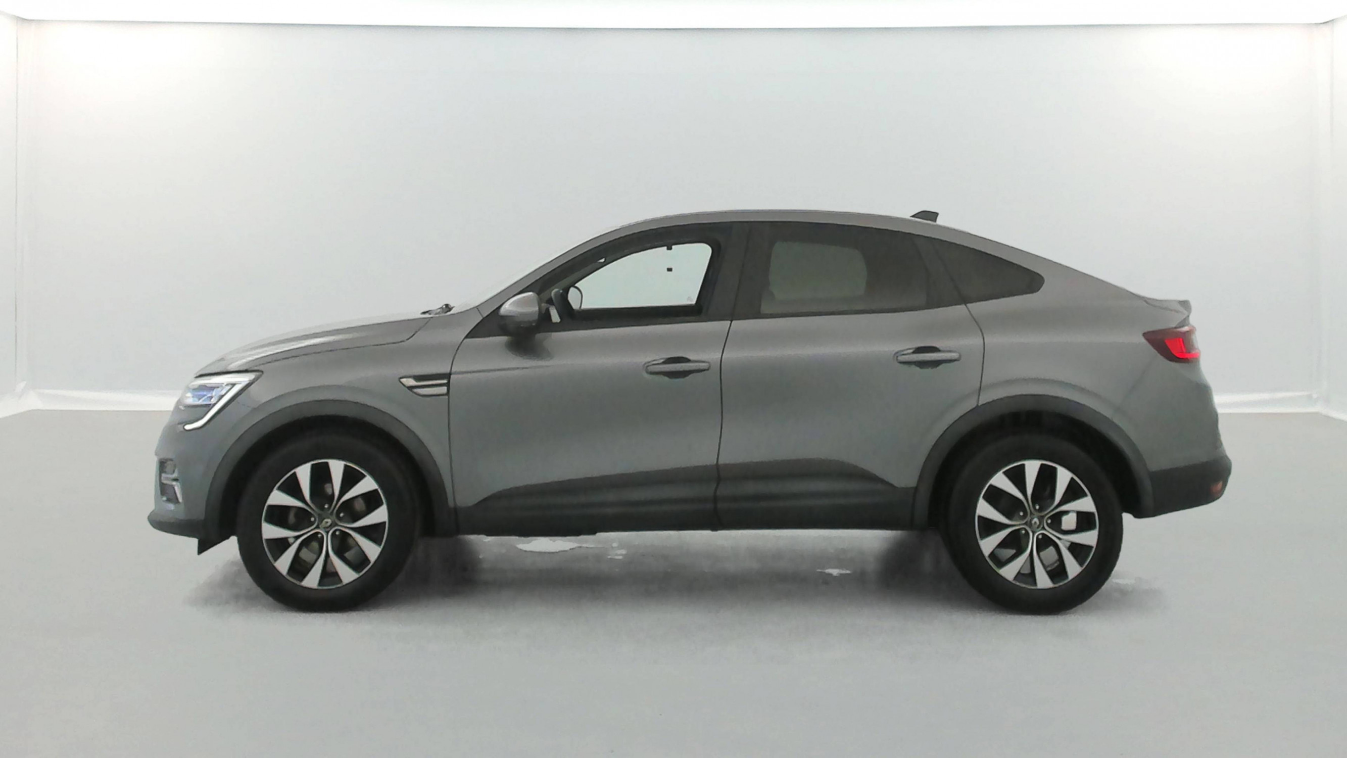 Vente en ligne Renault Arkana  mild hybrid 140 EDC FAP - 22 au prix de 19 290 €