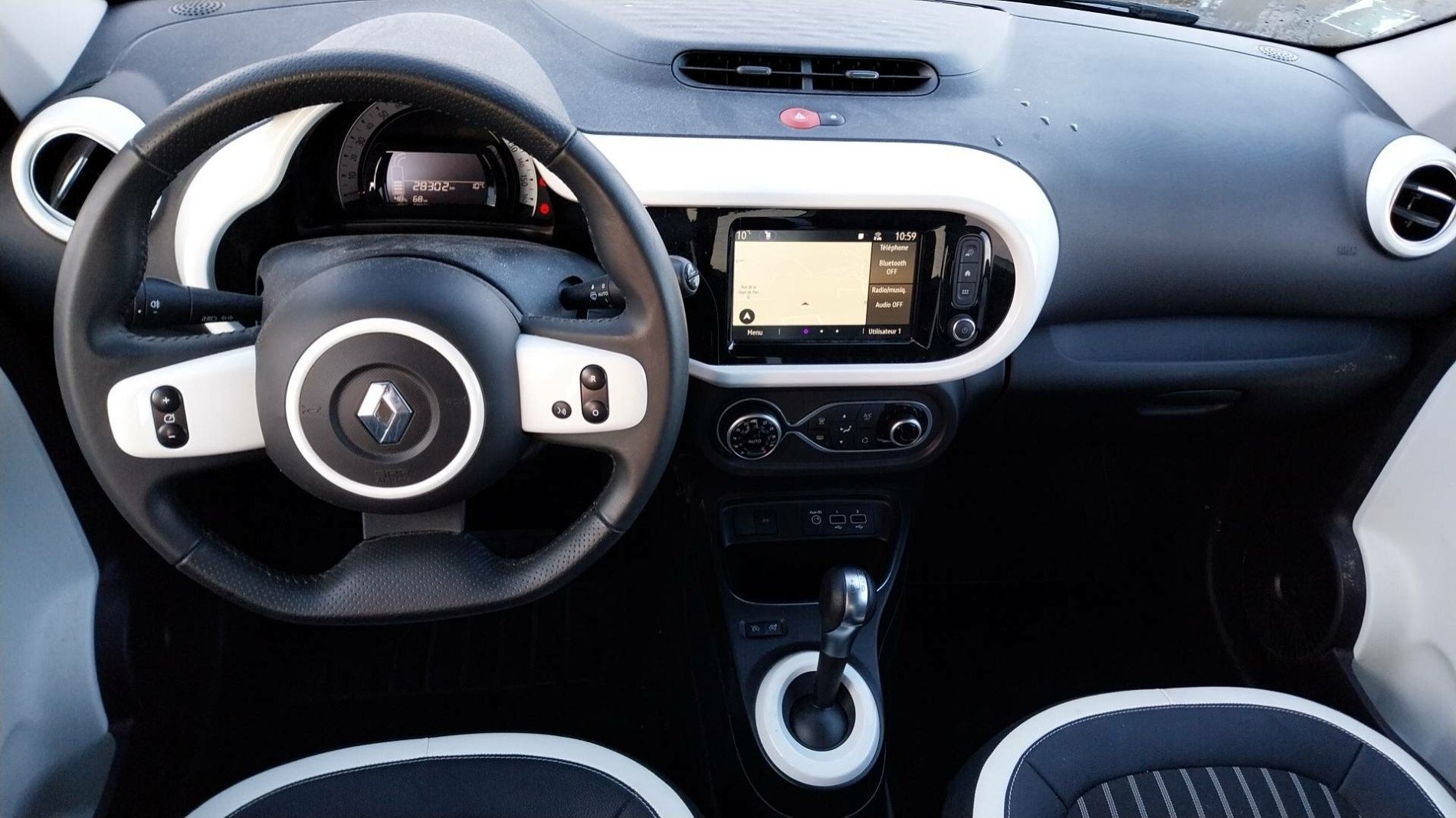 Vente en ligne Renault Twingo Electrique Twingo III E-Tech au prix de 11 790 €