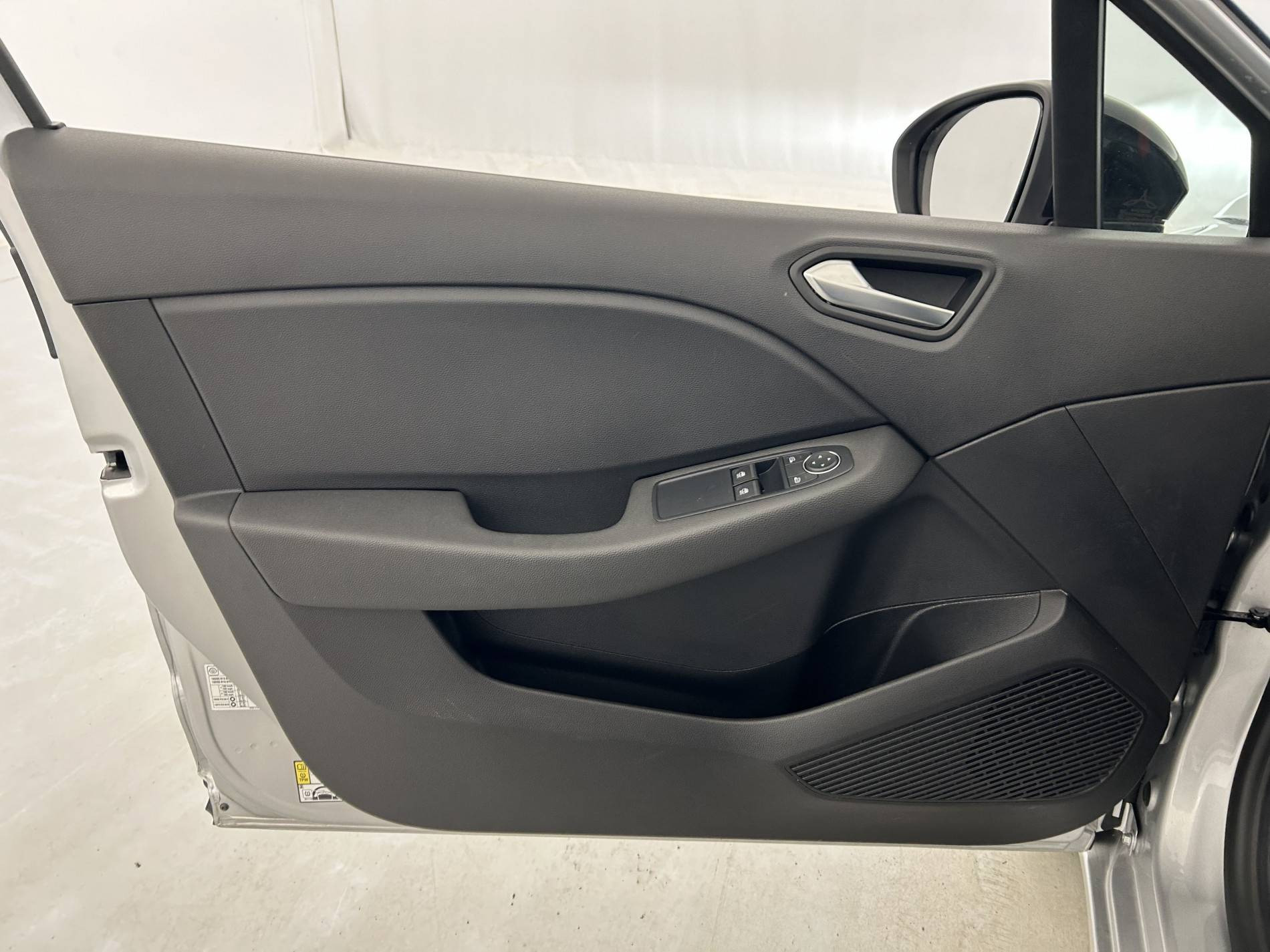 Vente en ligne Renault Clio 5 Clio TCe 90 au prix de 15 990 €