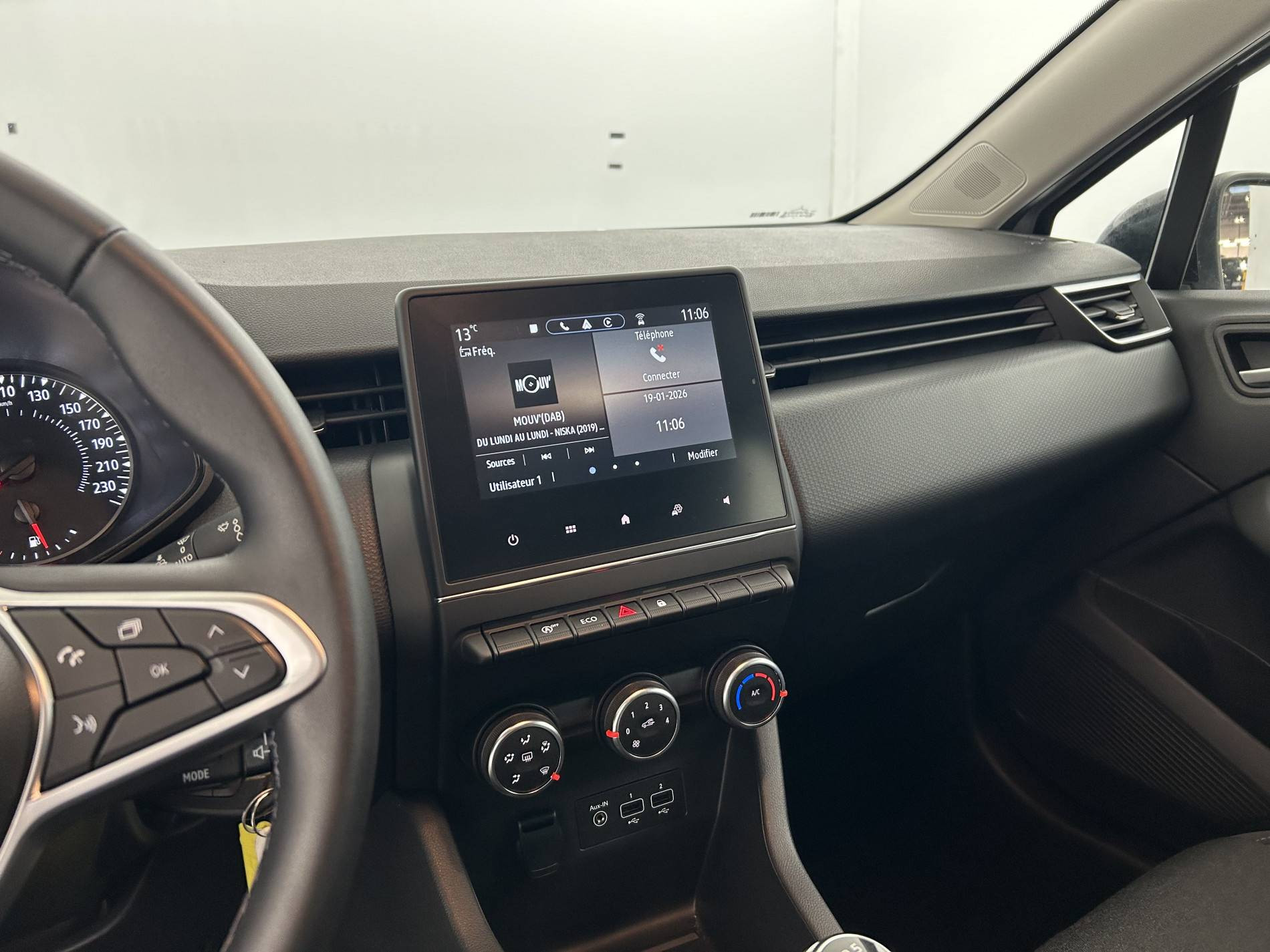 Vente en ligne Renault Clio 5 Clio TCe 90 au prix de 15 990 €