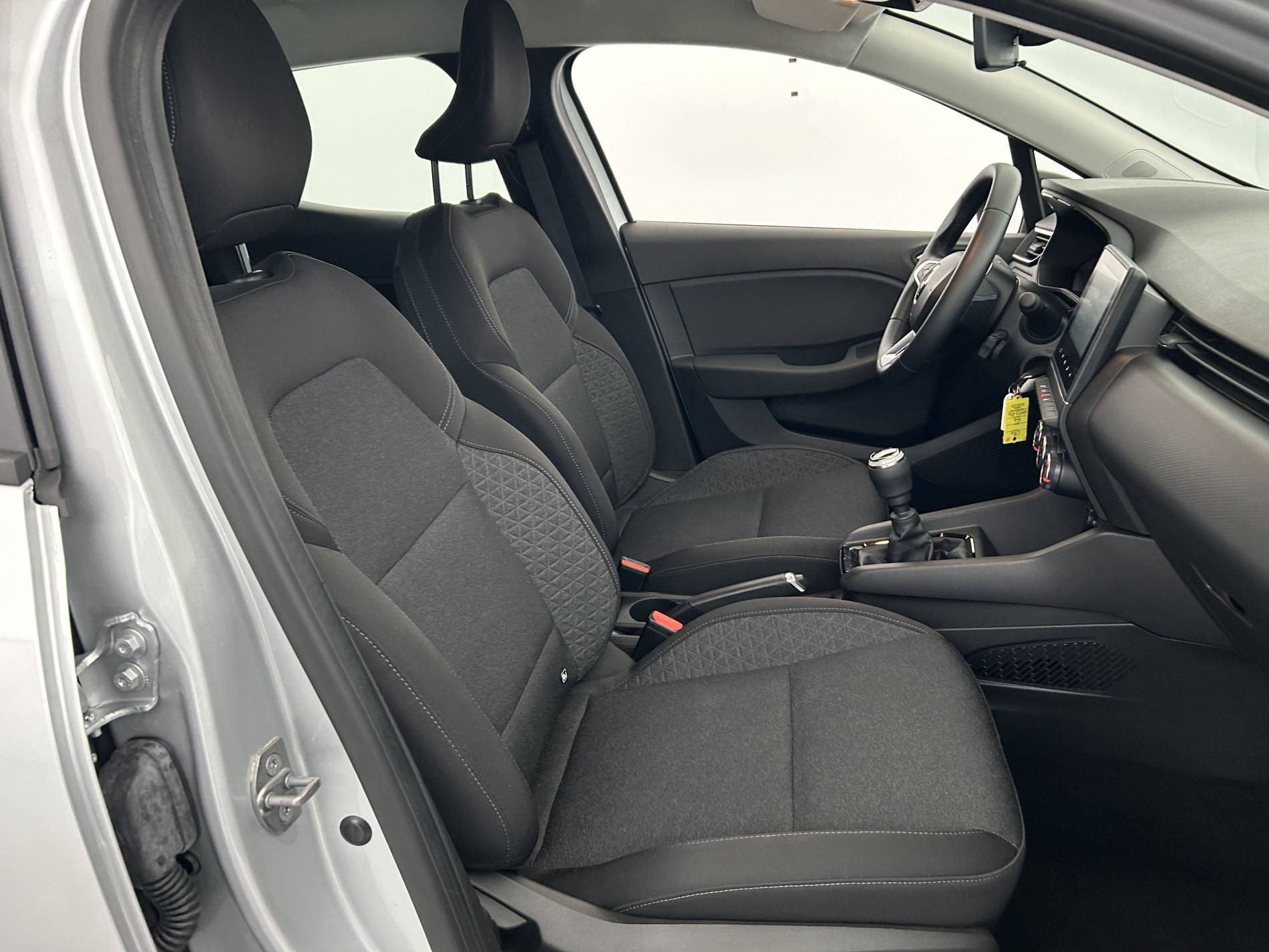 Vente en ligne Renault Clio 5 Clio TCe 90 au prix de 15 990 €