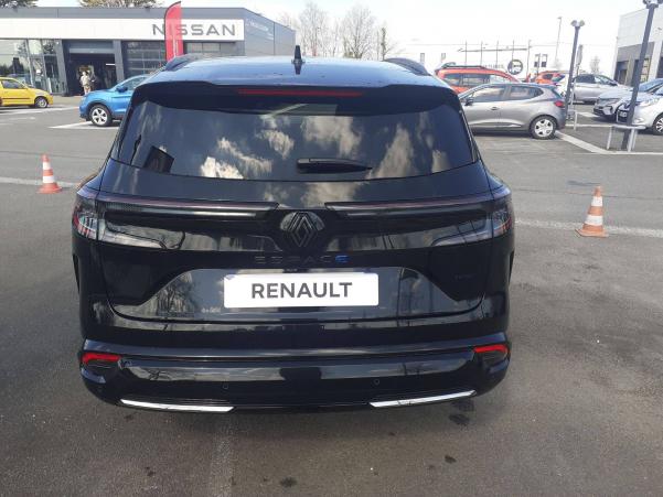 Vente en ligne Renault Espace Espace E-Tech full hybrid 200 5pl au prix de 45 490 €