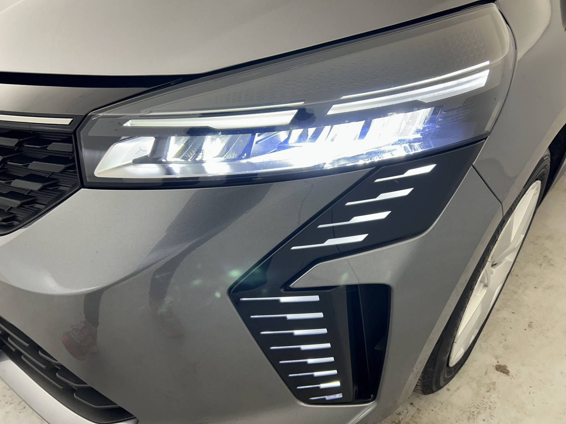 Vente en ligne Renault Clio 5 Clio TCe 90 au prix de 16 490 €