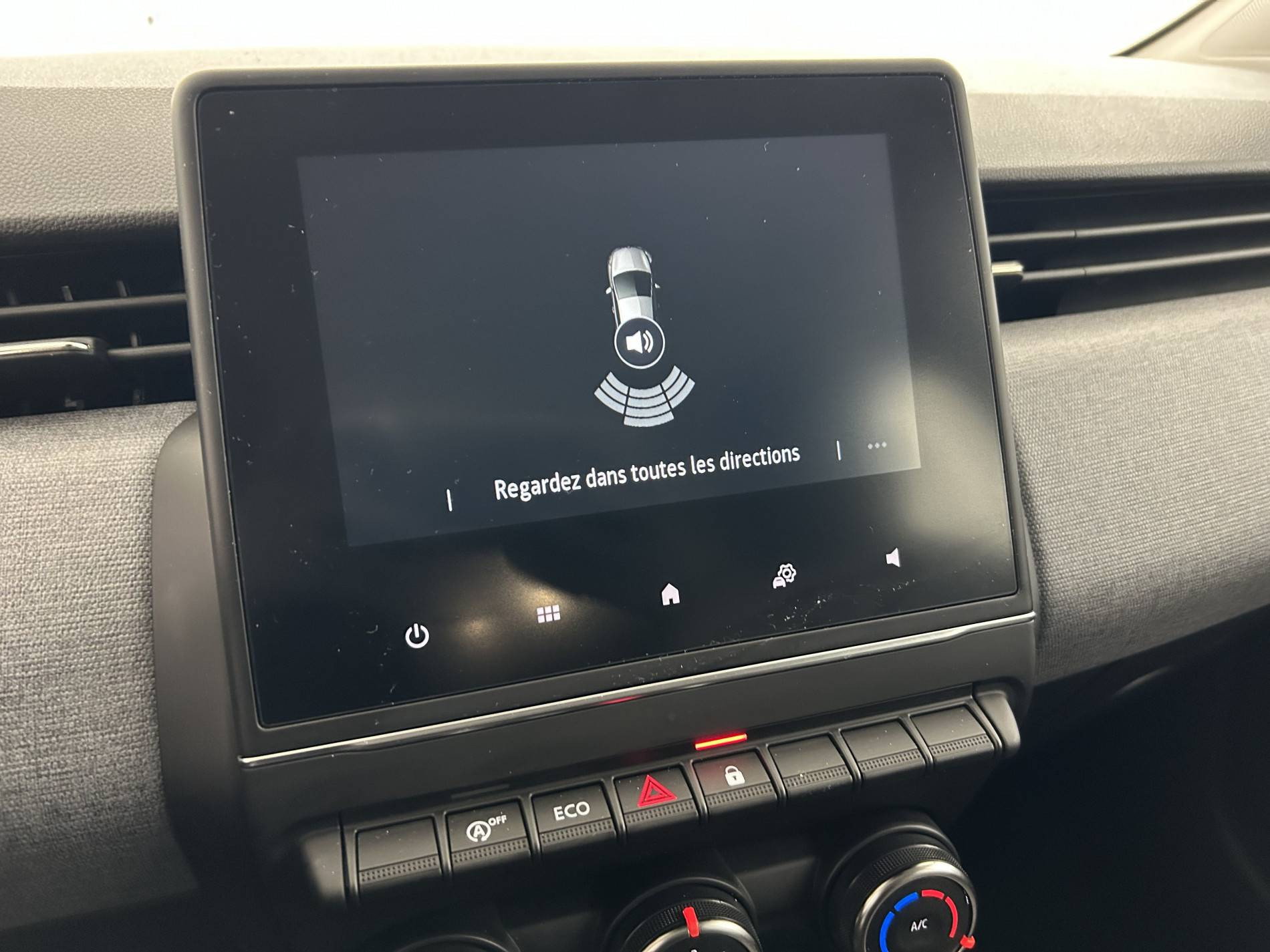 Vente en ligne Renault Clio 5 Clio TCe 90 au prix de 16 490 €