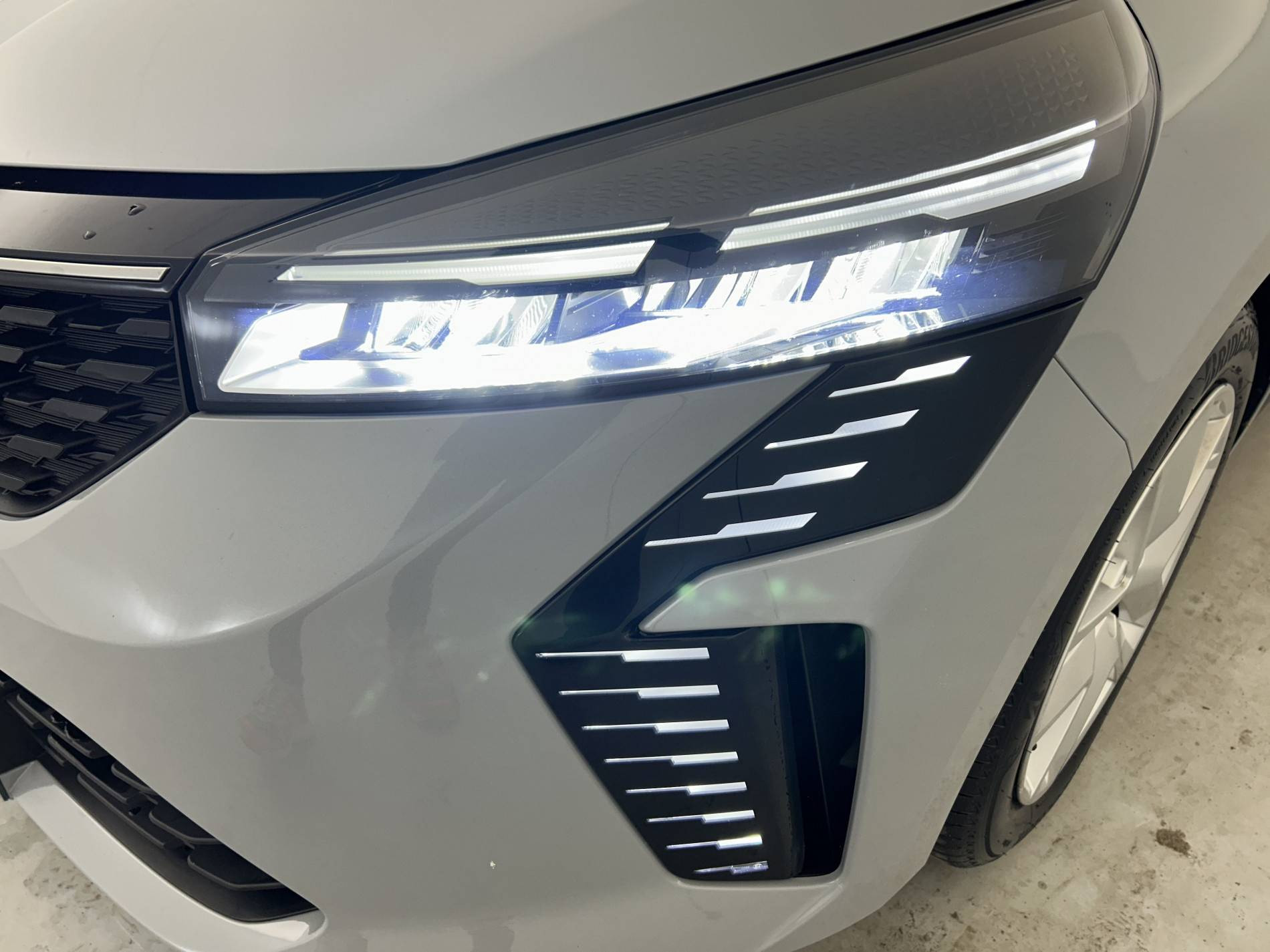 Vente en ligne Renault Clio 5 Clio TCe 90 au prix de 16 490 €