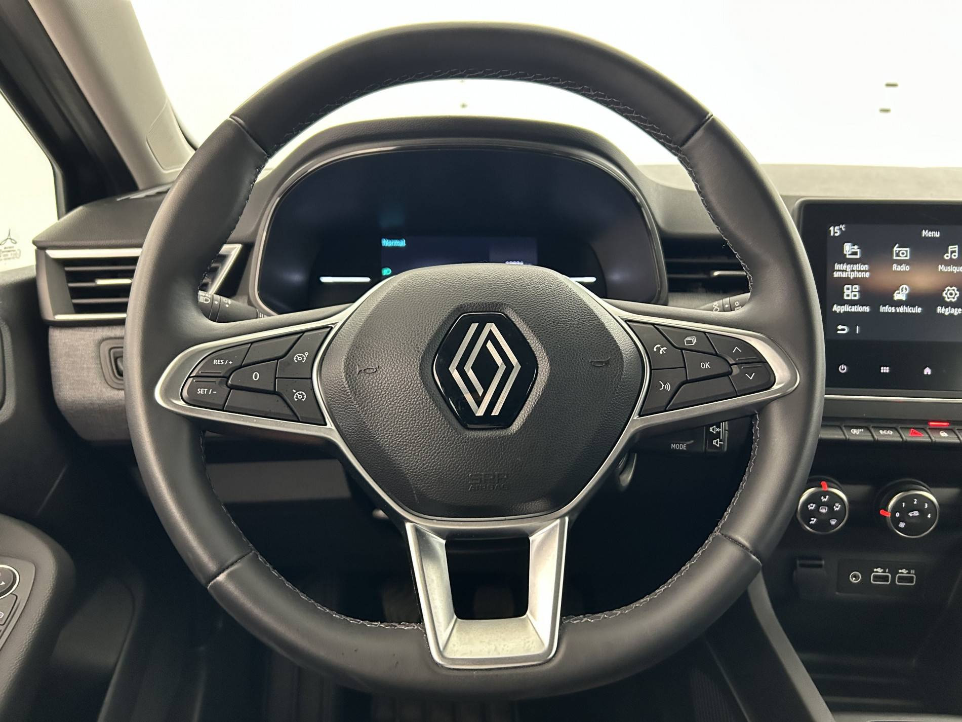 Vente en ligne Renault Clio 5 Clio TCe 90 au prix de 16 490 €