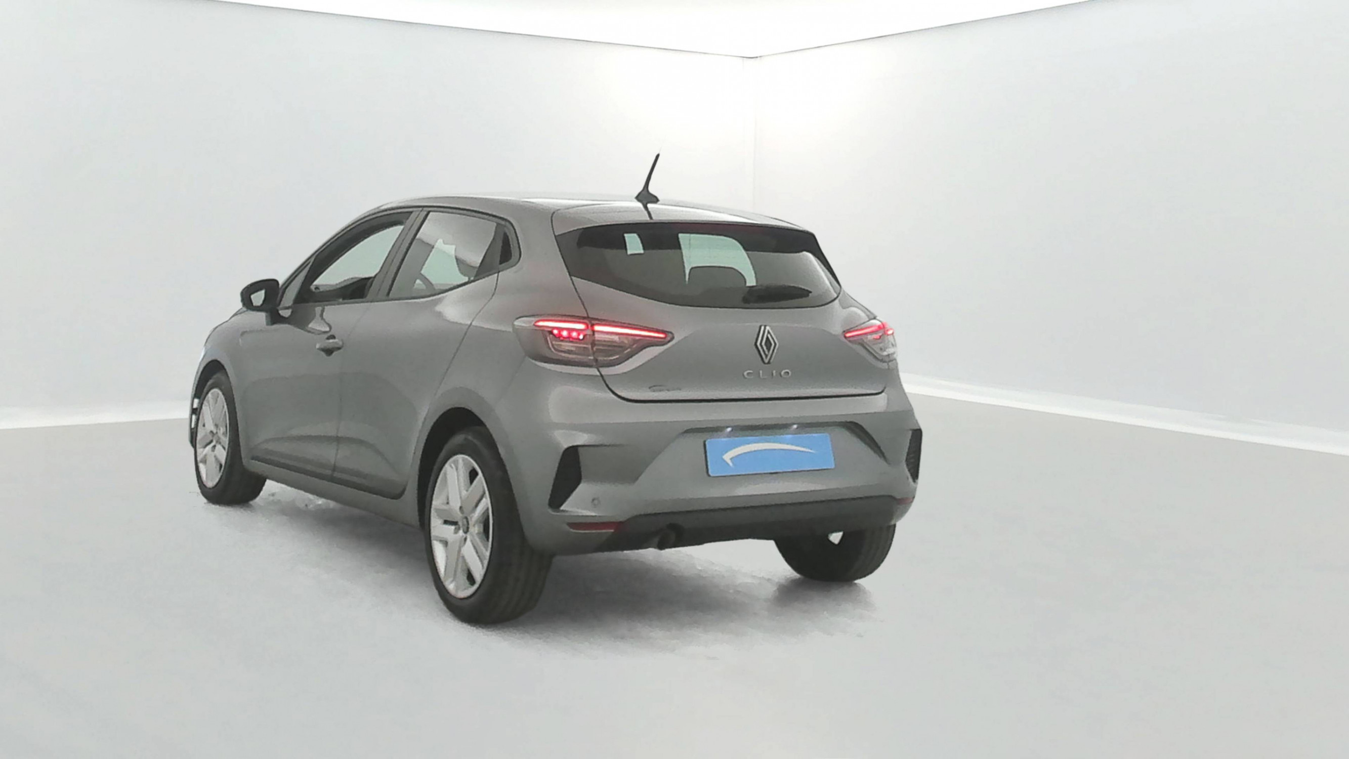 Vente en ligne Renault Clio 5 Clio TCe 90 au prix de 16 490 €