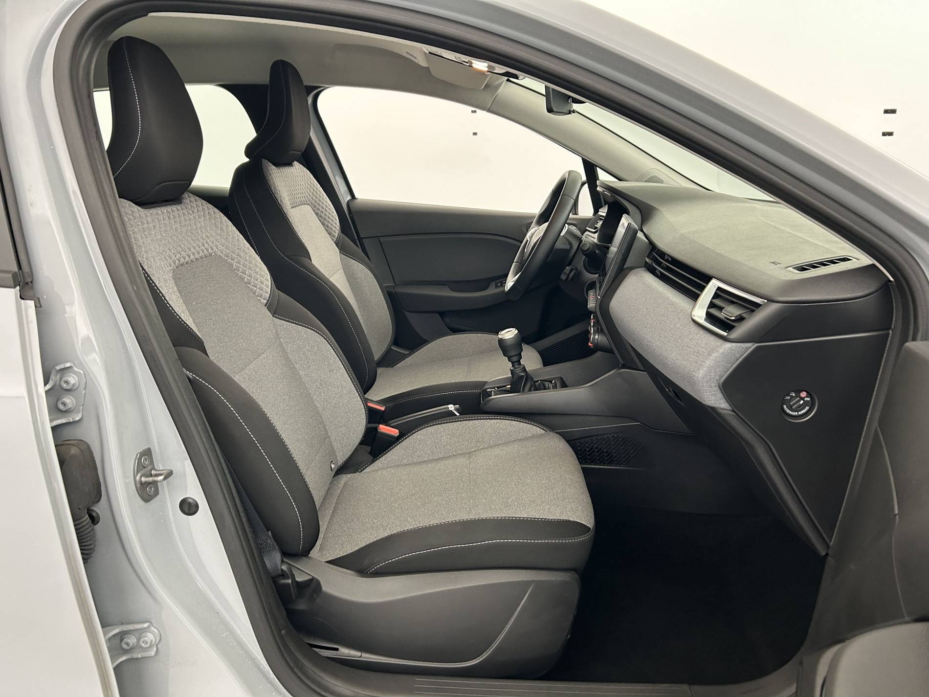 Vente en ligne Renault Clio 5 Clio TCe 90 au prix de 16 490 €