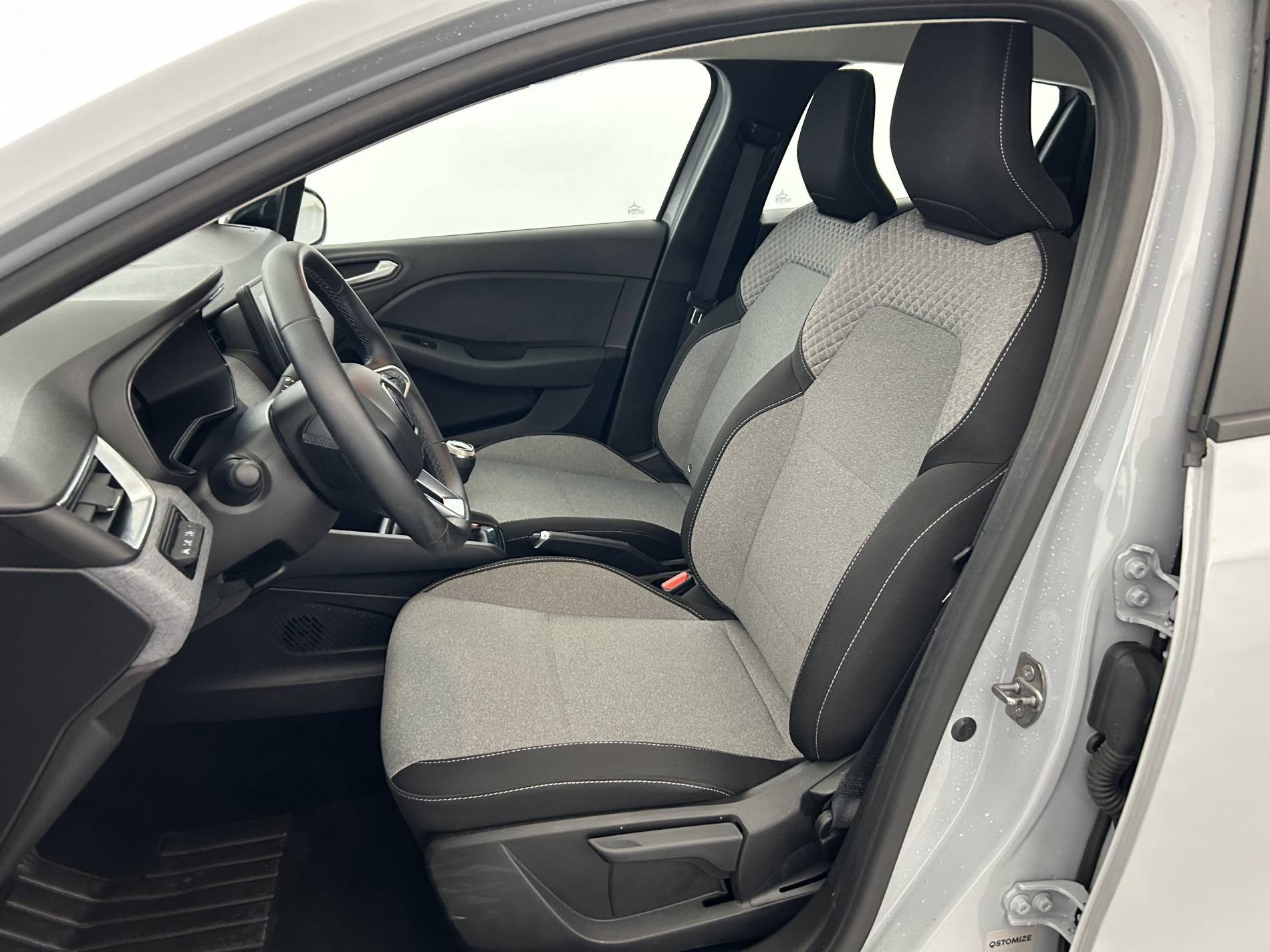 Vente en ligne Renault Clio 5 Clio TCe 90 au prix de 16 490 €